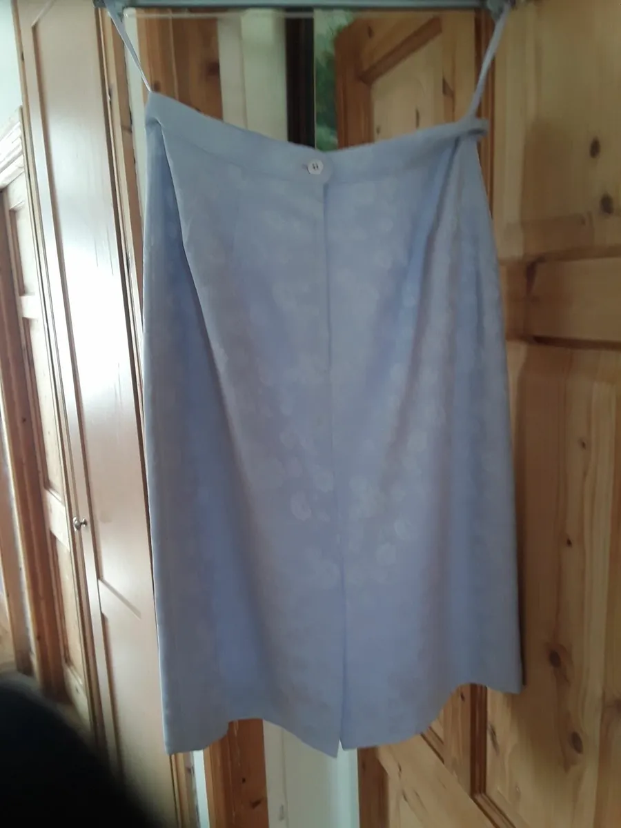 Beautiful blue vintage suit skirt and jacket - Image 2