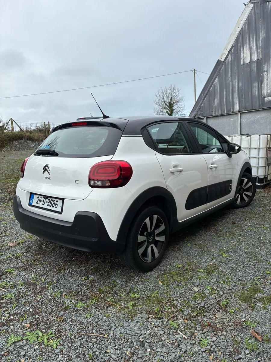 211 Citreon C3 Puretech Exclusive 1.2 Petrol - Image 1