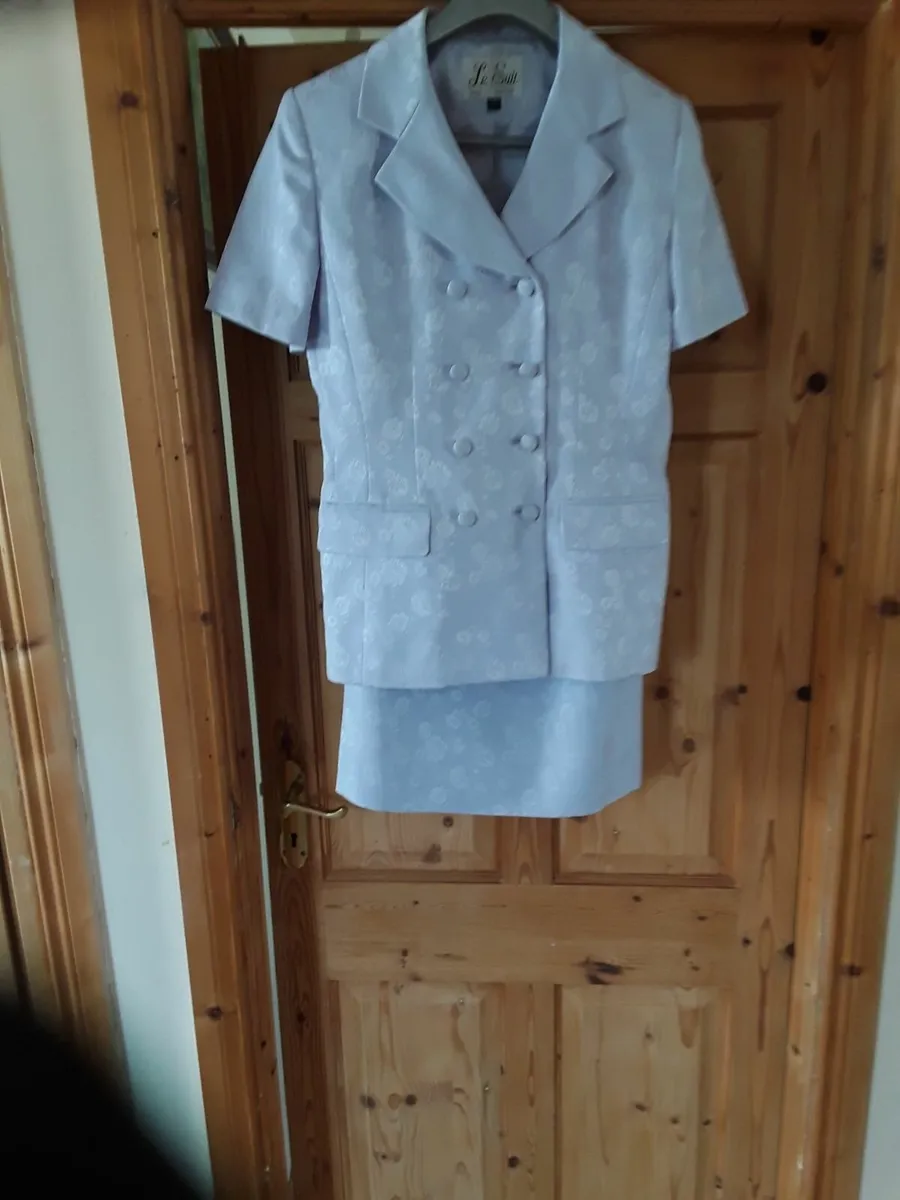 Beautiful blue vintage suit skirt and jacket - Image 1