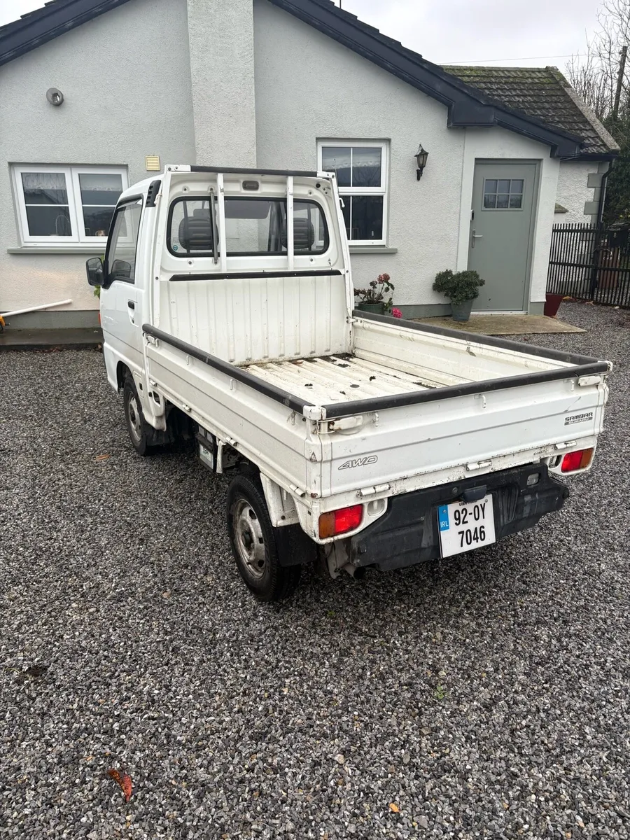 Subaru Sambar kei truck - Image 3