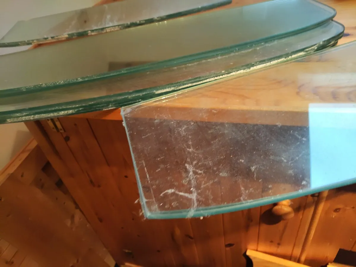 8 glass shelves  toughened - Image 1