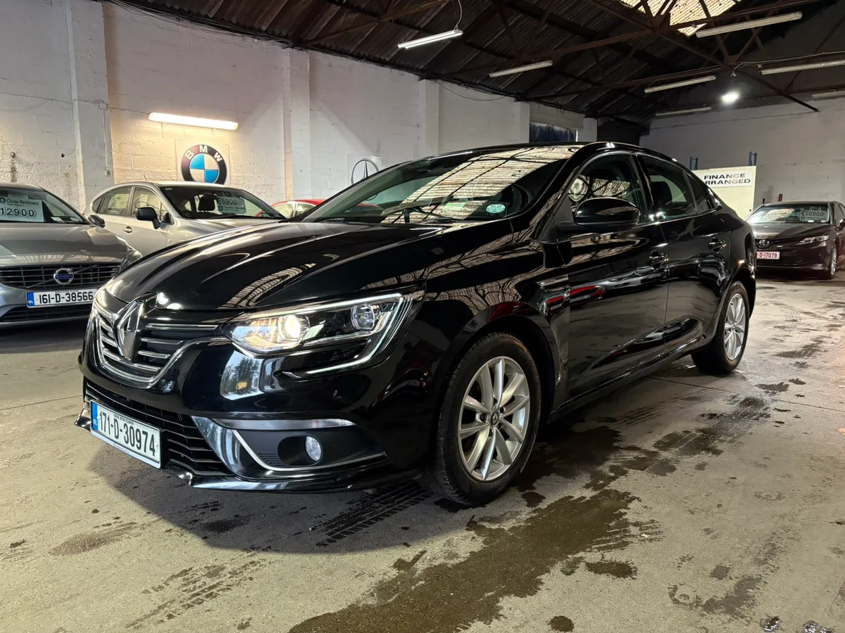 Renault Megane 2017//Low Mileage - Image 3