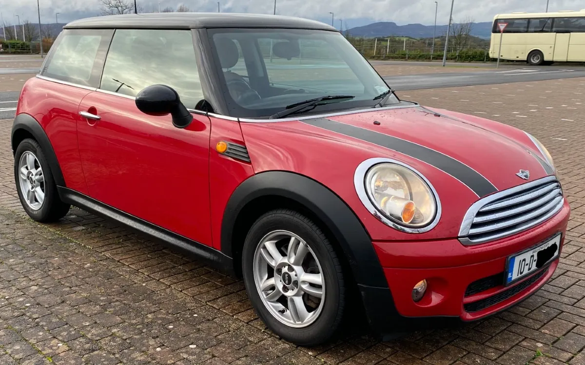 Mini Cooper 2010 - Image 4