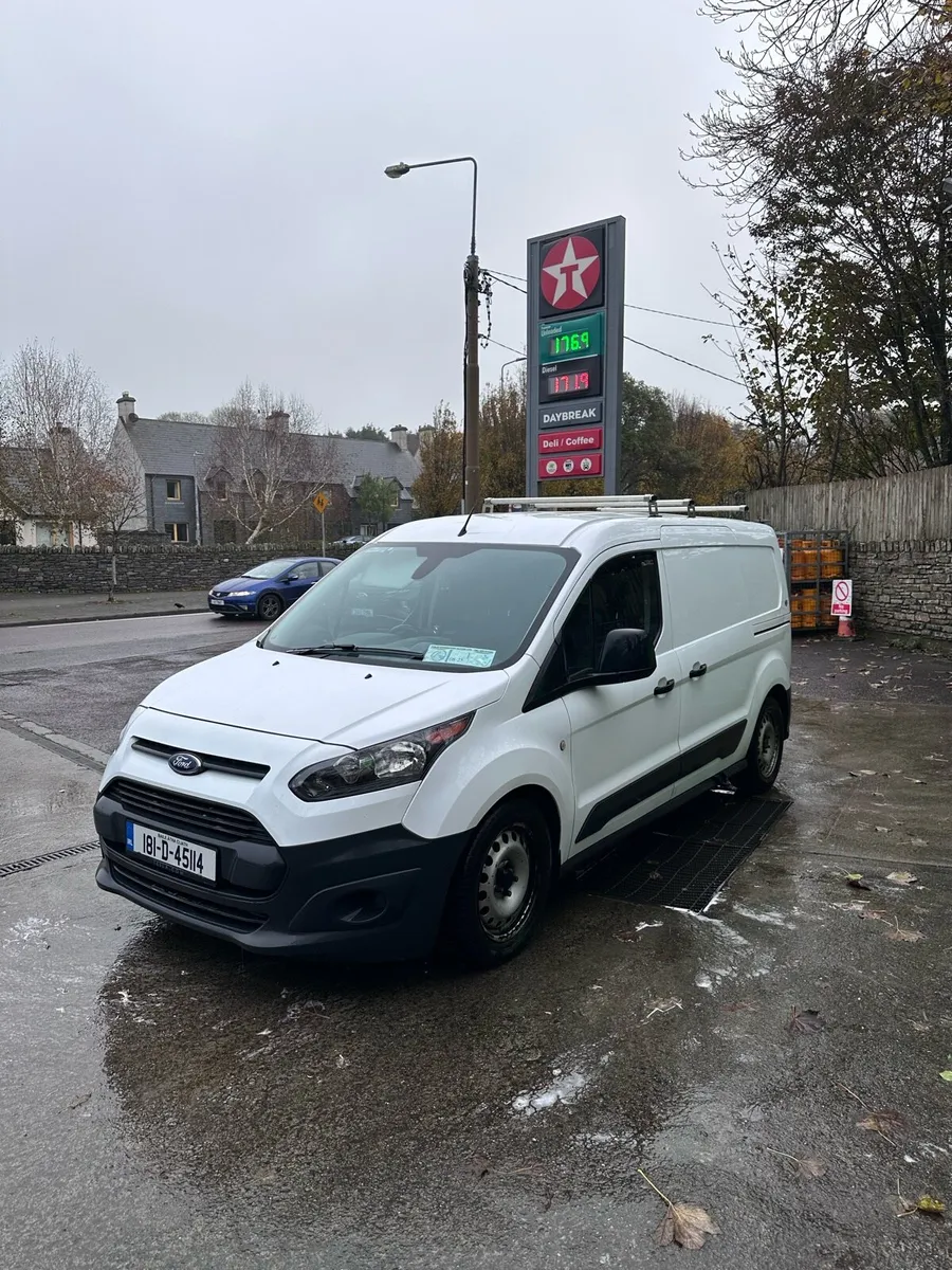 Ford Transit Connect - Image 3