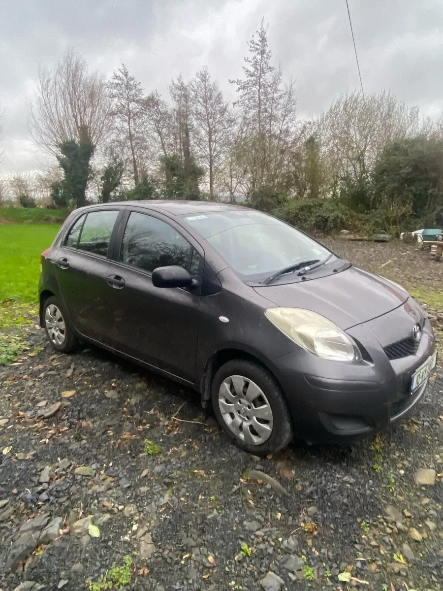 Toyota Yaris 1 litre - Image 1