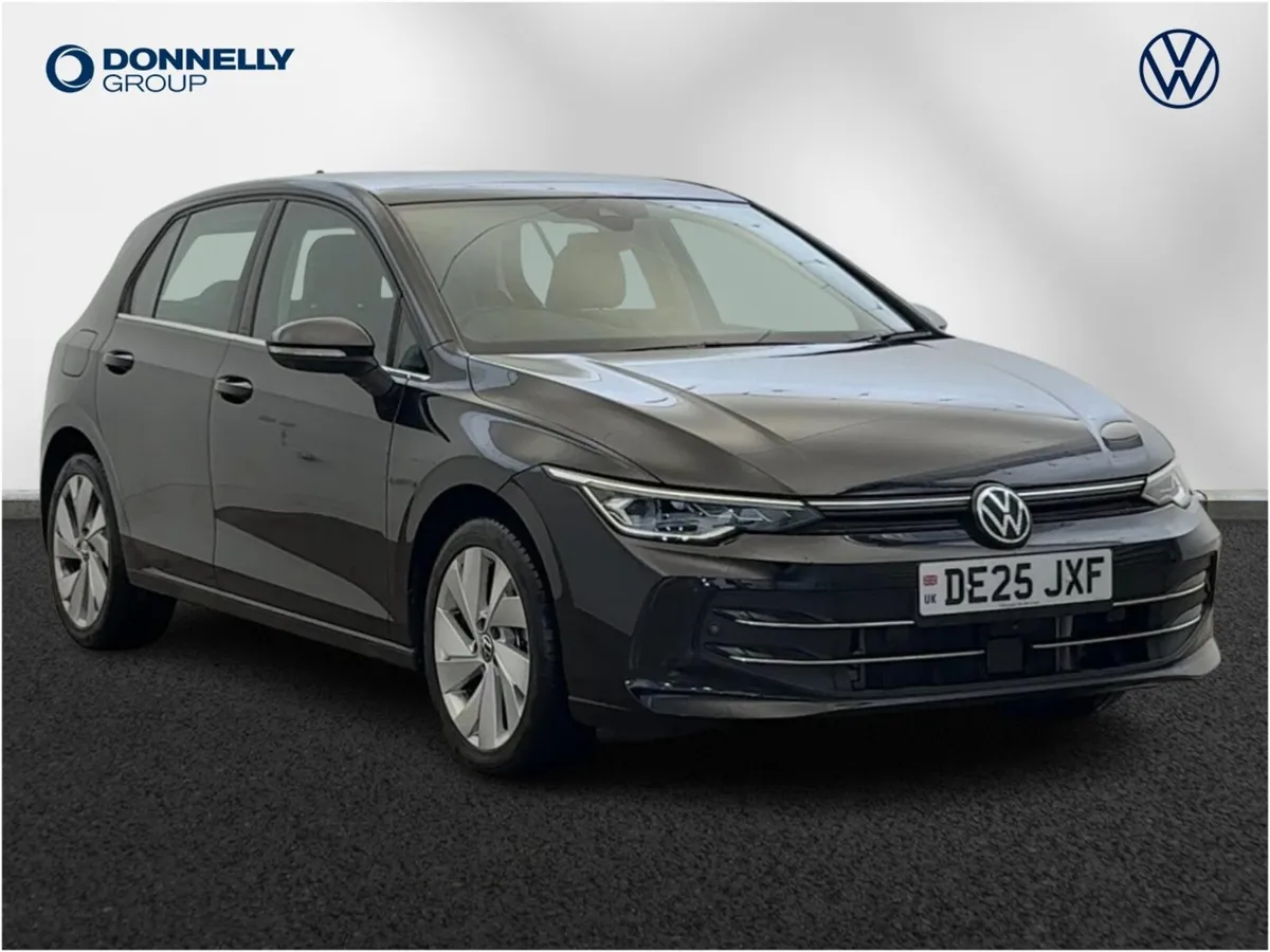 Volkswagen Golf Hatchback Style - Image 1