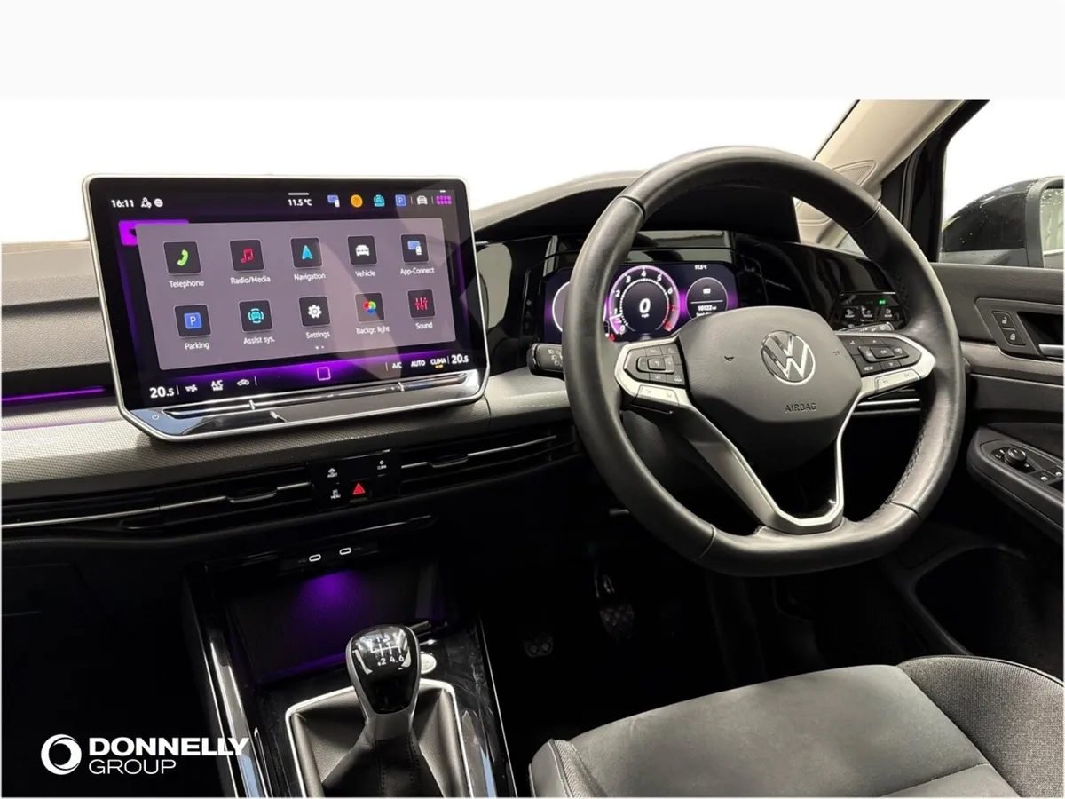 Volkswagen Golf Hatchback Style - Image 2