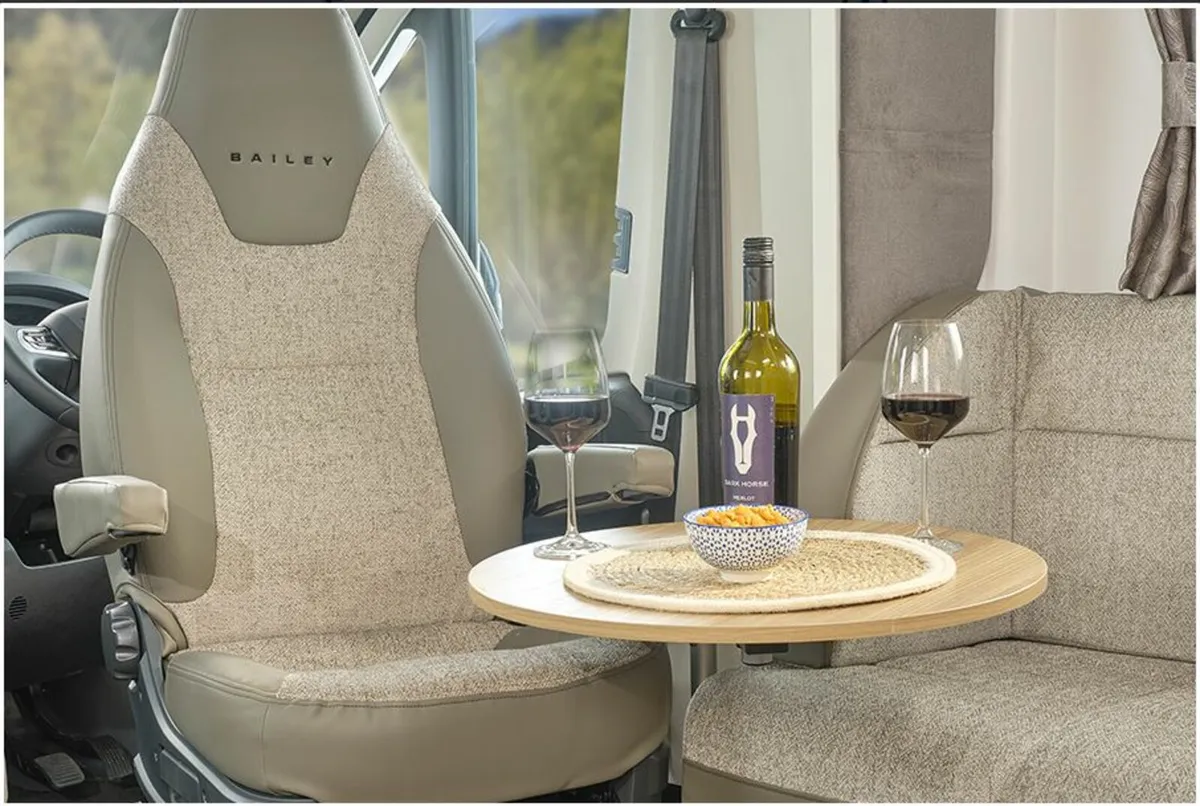 New Bailey Autograph 79-4i - Image 4