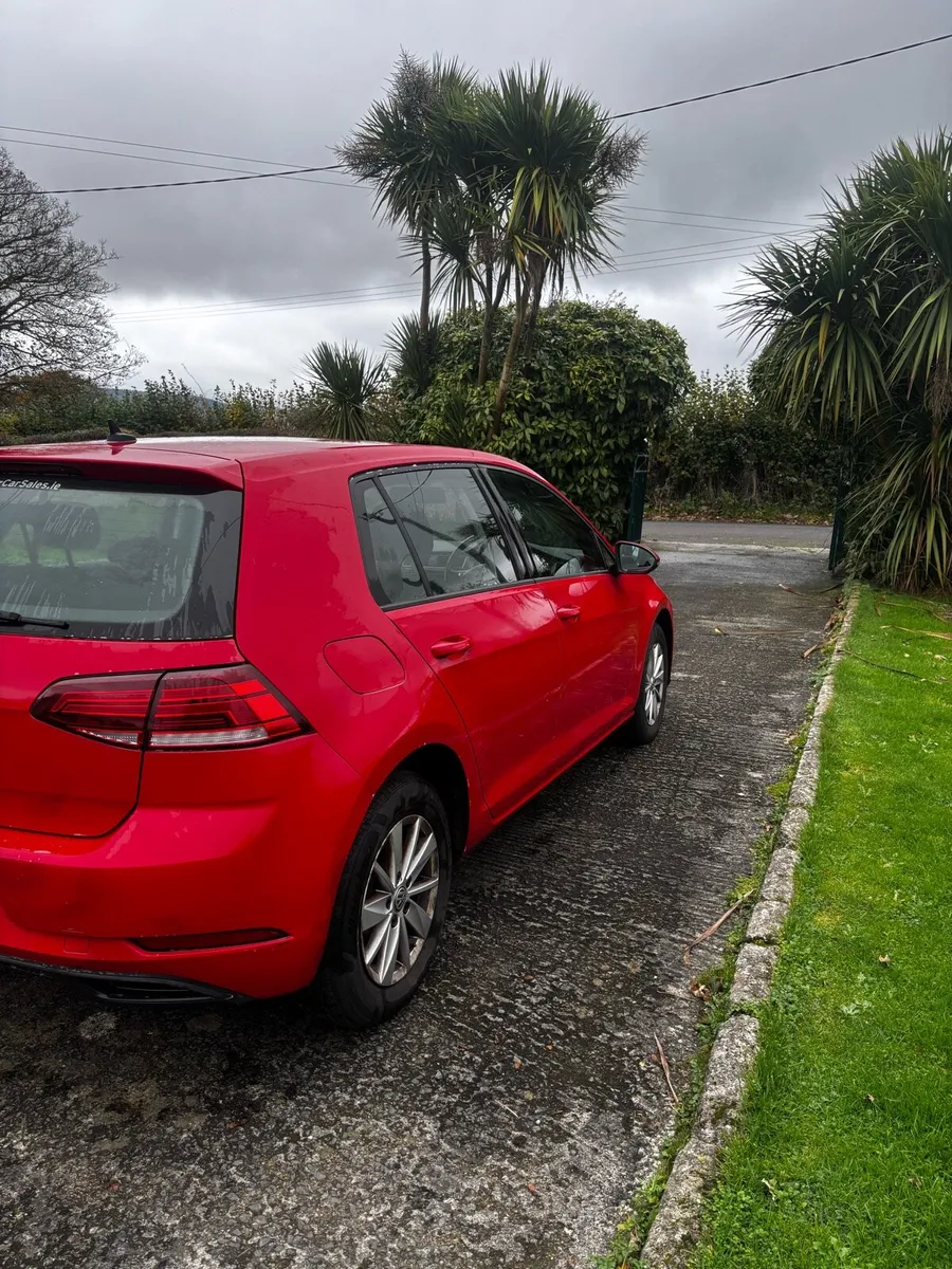 Volkswagen Golf - Image 4