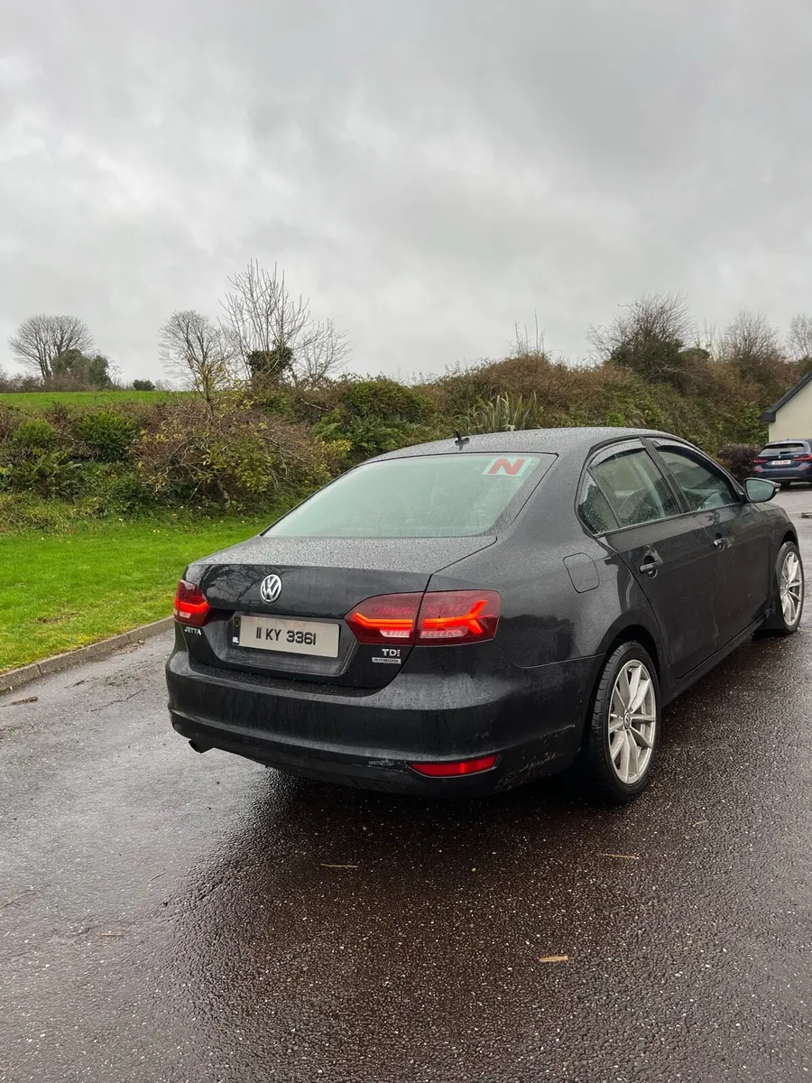 Volkswagen Mk6 Jetta - Image 4
