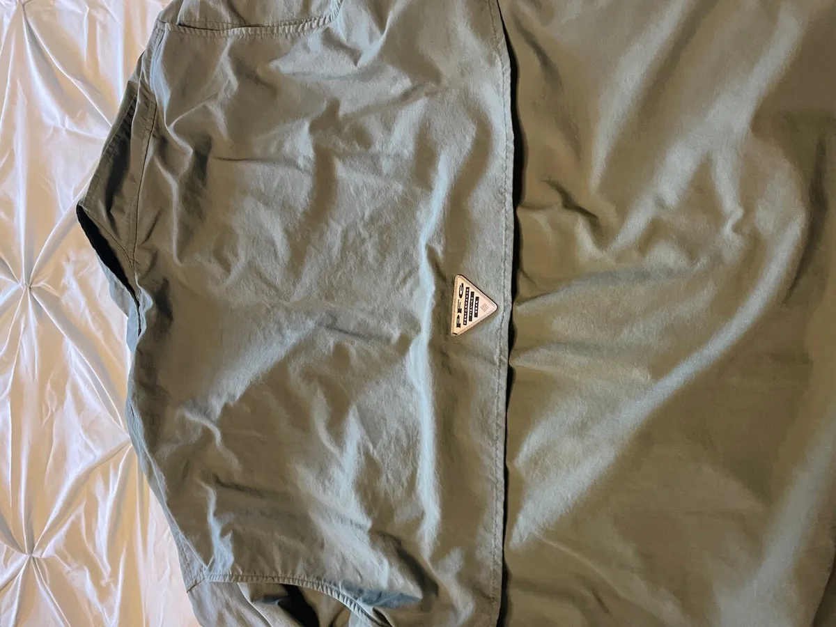 Columbia work shirts - Image 2