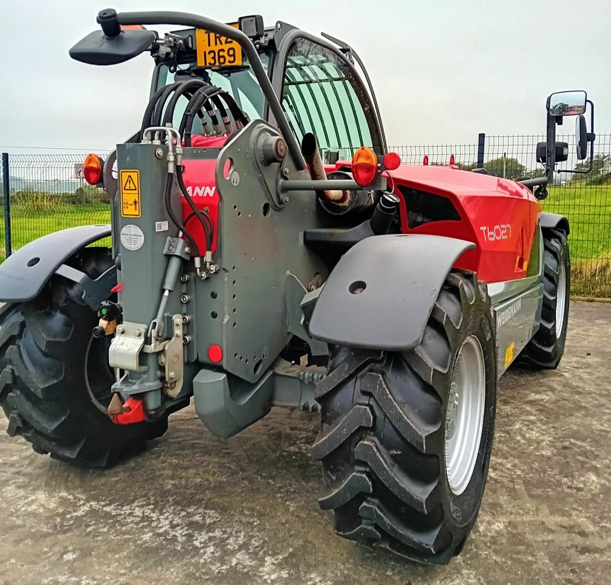 2019 Weidemann 6027 - Image 3