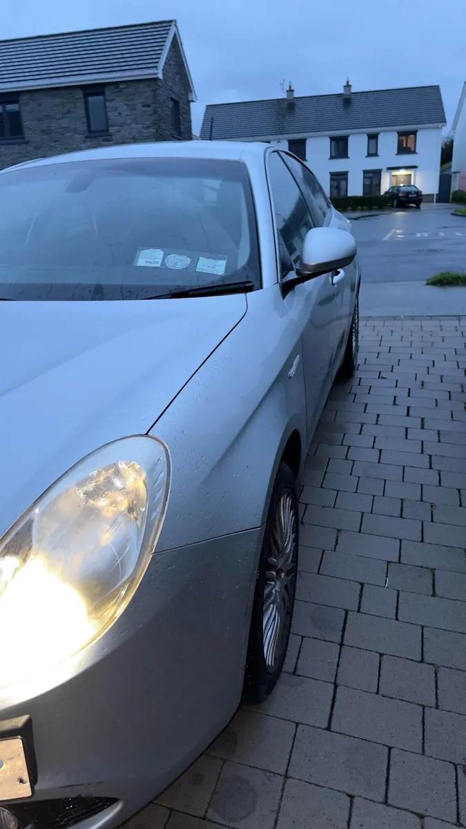 Alfa Romeo Giulietta - Image 4