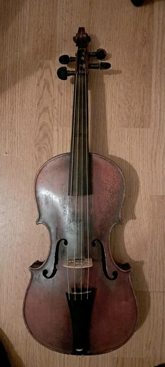 Violin - Image 1