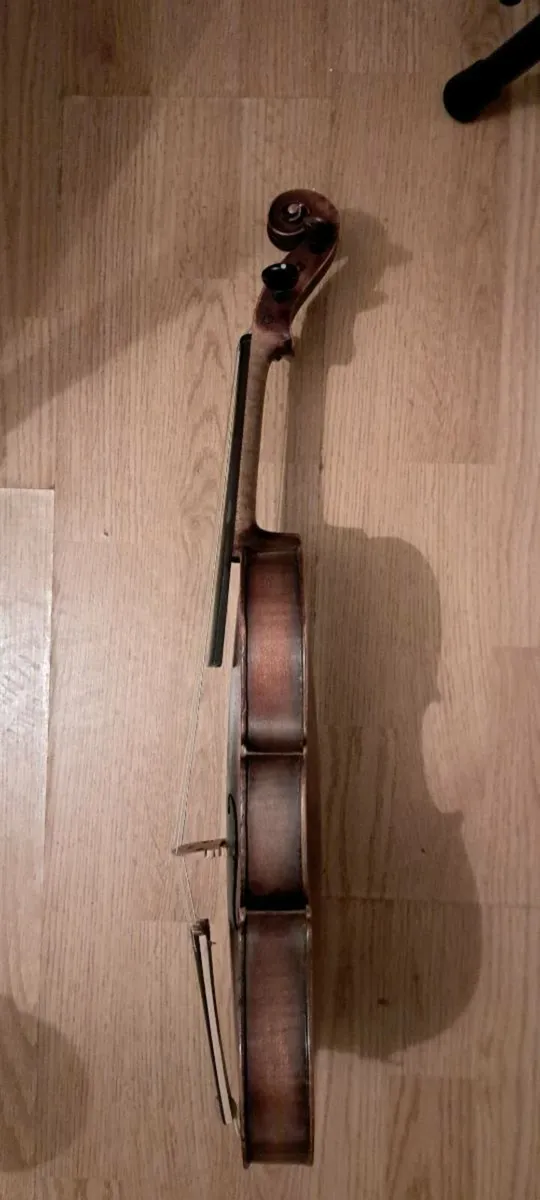 Violin - Image 3
