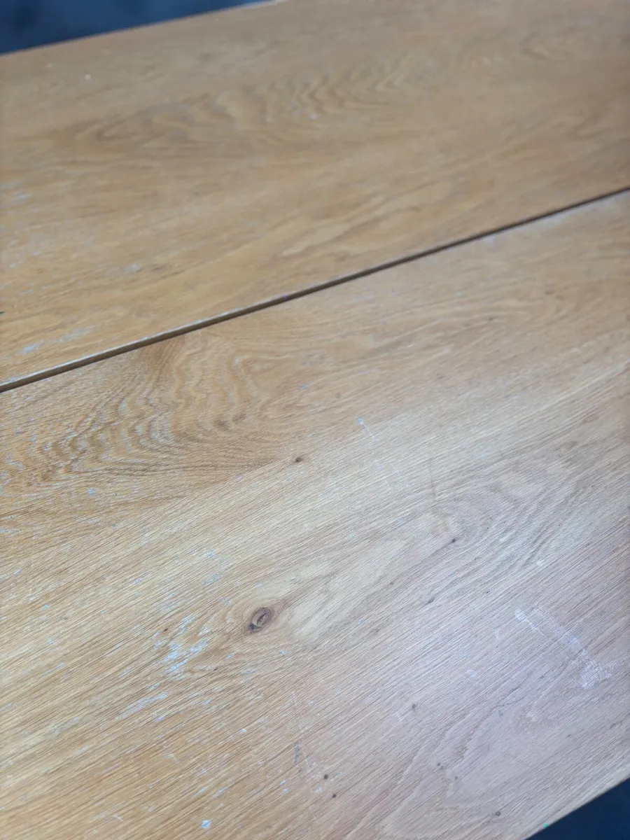 Table and 4 chairs - Image 3