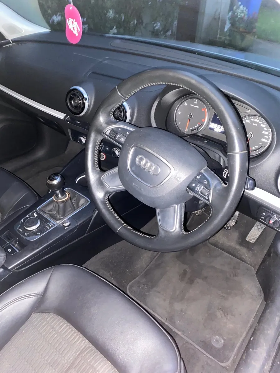 Audi A3 2015 - Image 3