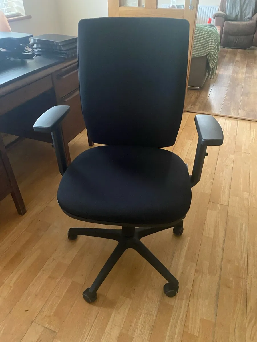 Quality office chair - Image 1