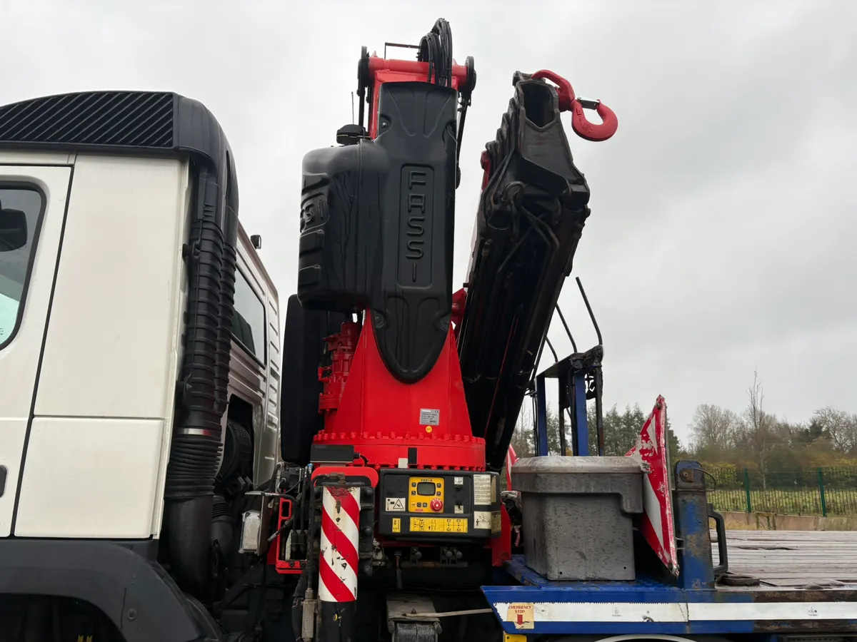 Volvo Fassi 485 Cheesewedge Beavertail - Image 4