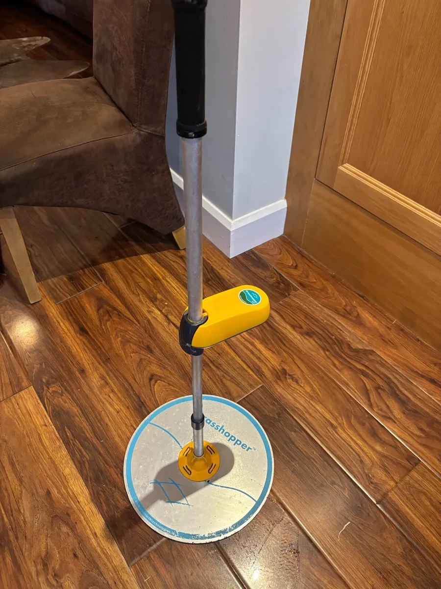 Grasshopper - Image 1