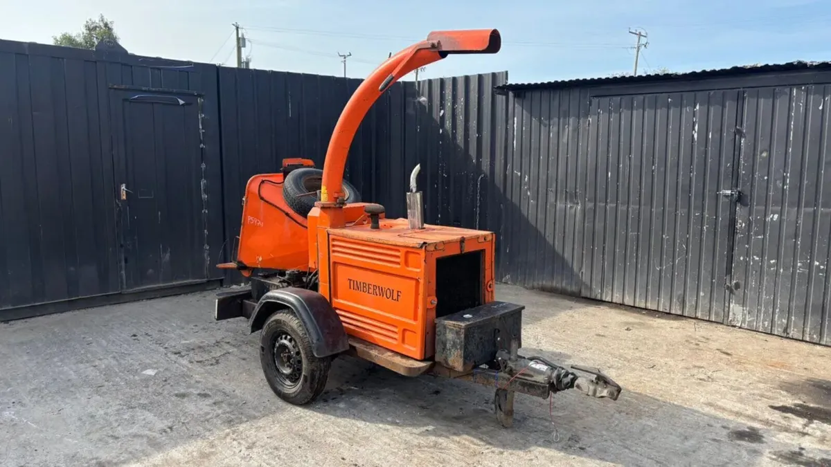 Timberwolf CH35DH Single Axle Diesel Wood Chipper - Image 1