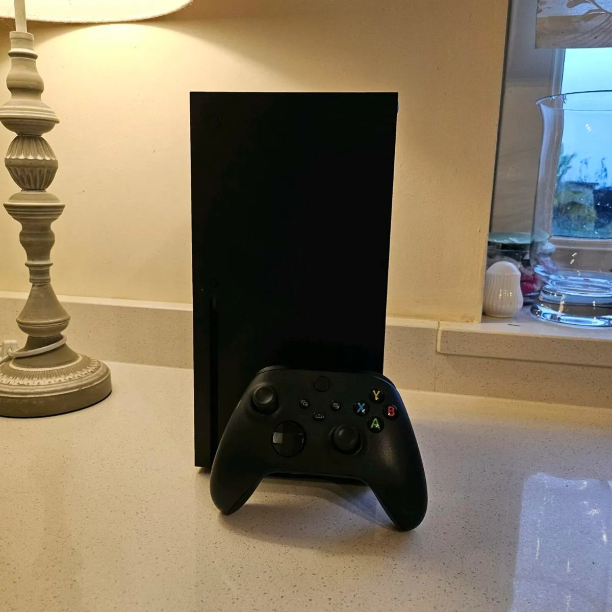 Xbox Series X - Image 1