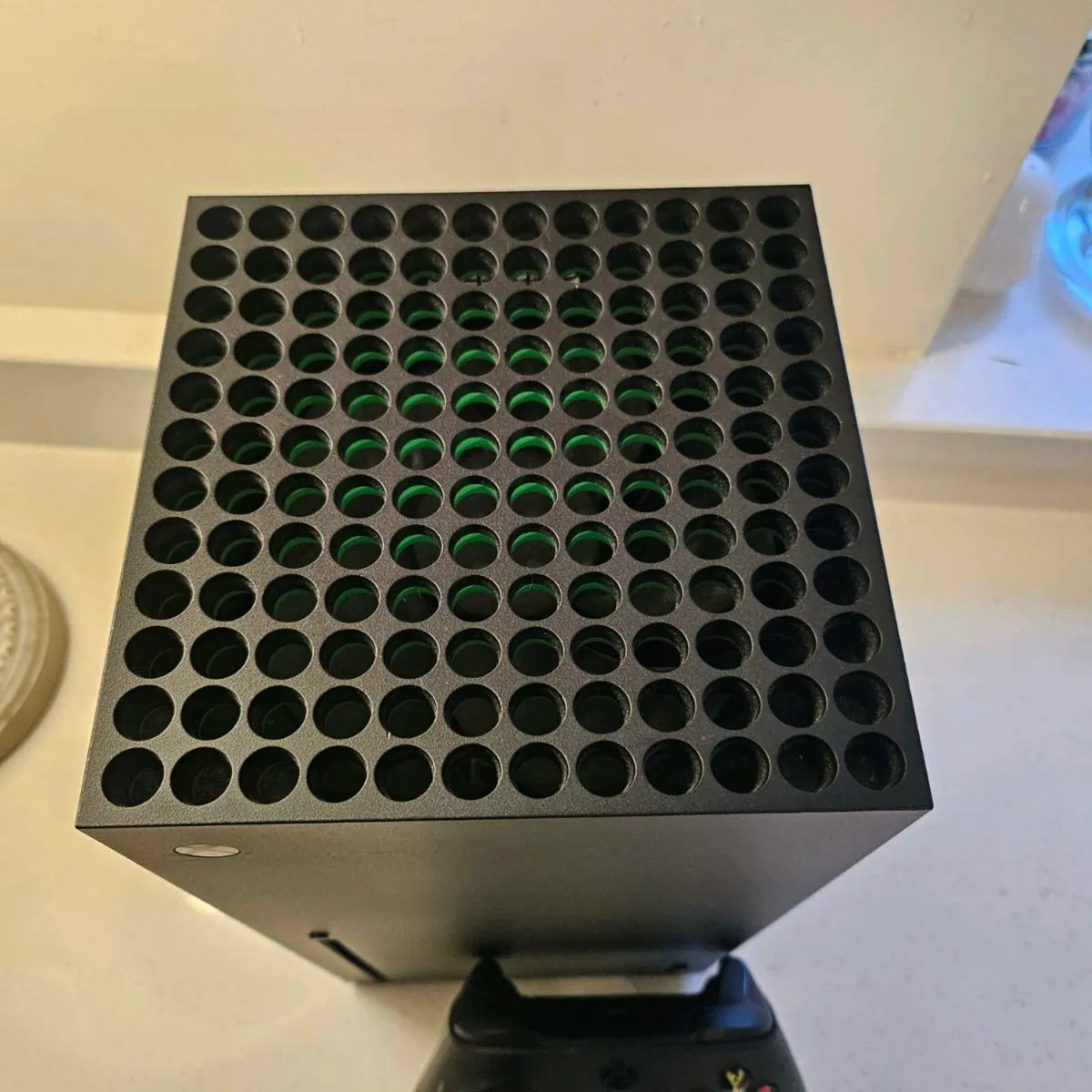 Xbox Series X - Image 3