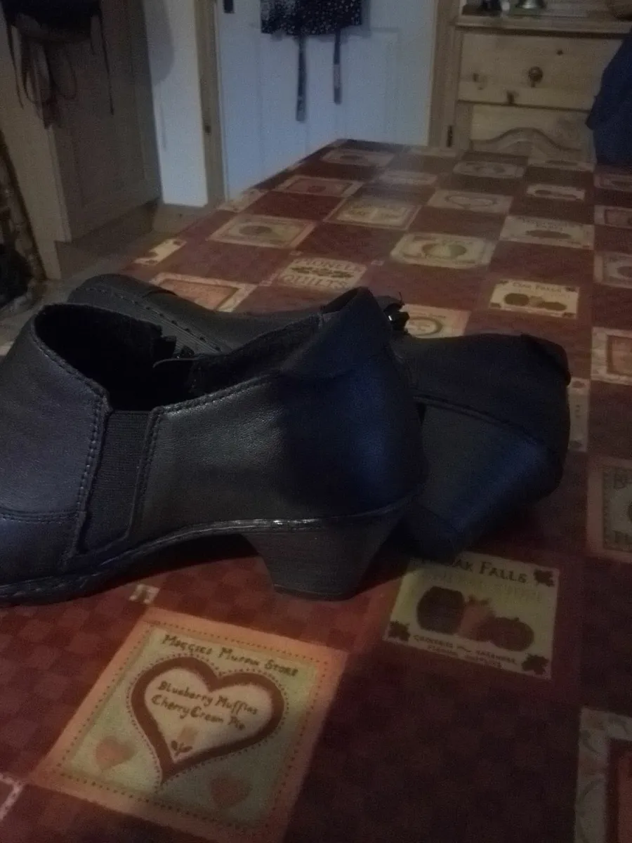 Ladies ankle boots (black) made by Reiker - Image 3