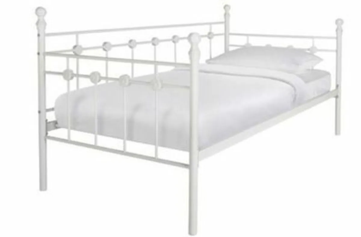 2 Single Beds - Image 1