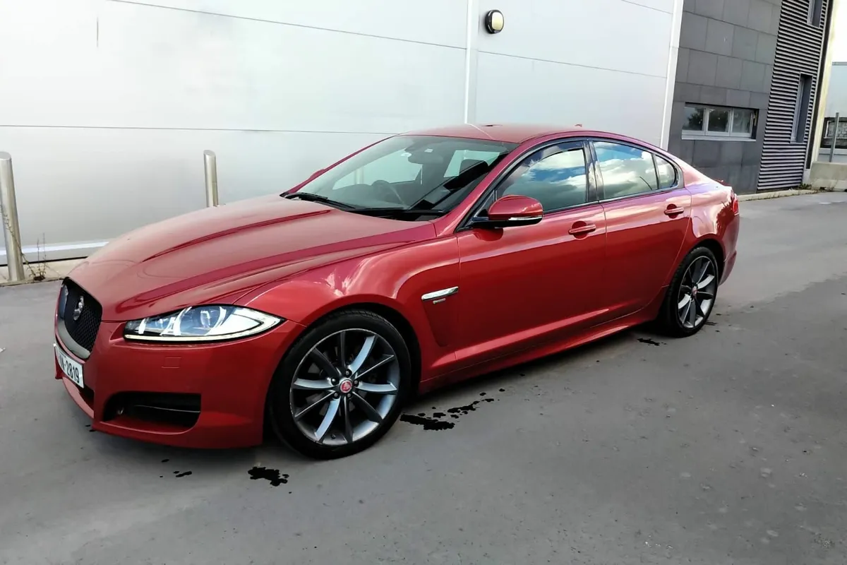 Jaguar XF 2015 - Image 2