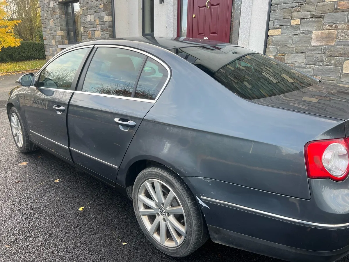 VwPassat 1.6 tdi 2010 - Image 2