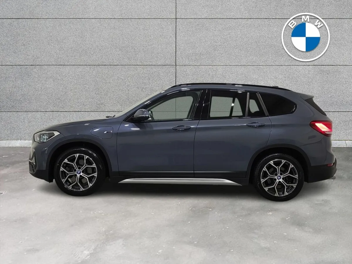 BMW X1 xDrive25e xLine - Image 4