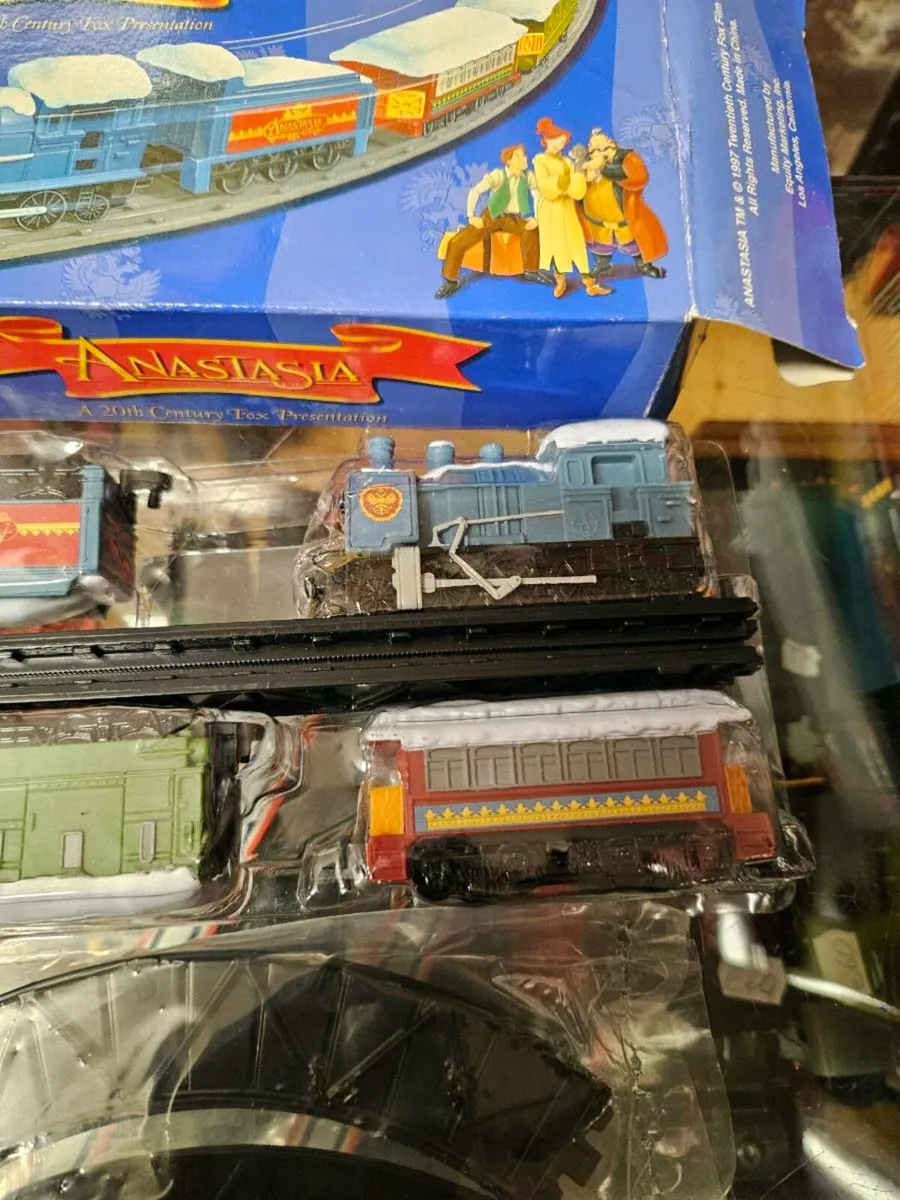 Anastasia Train Set - Image 3