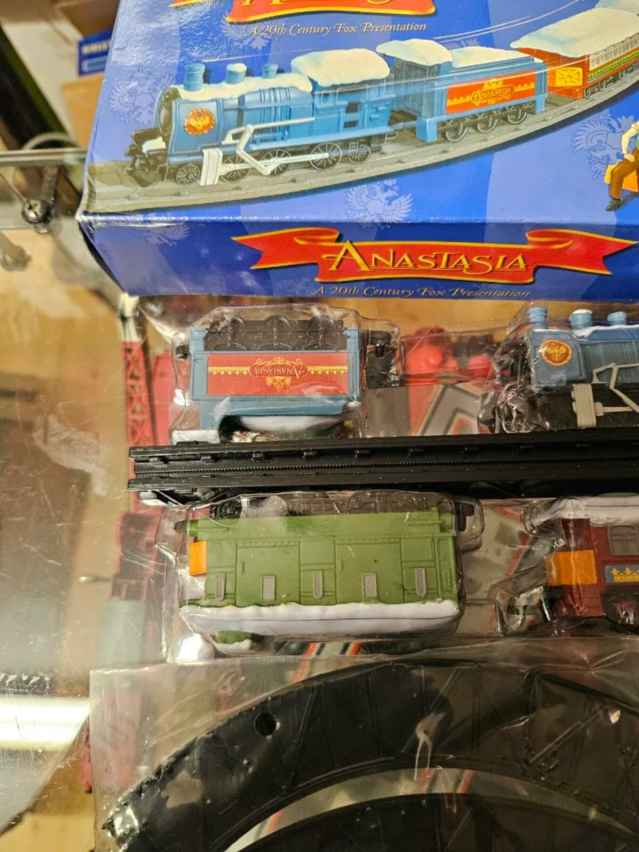 Anastasia Train Set - Image 4