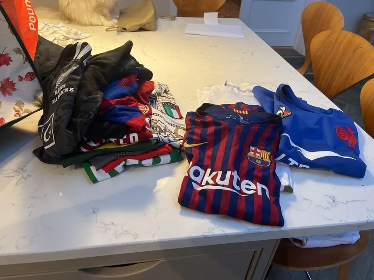 jerseys ! my son is selling his jersey collection would fit an 8 to 10 year old - Image 4