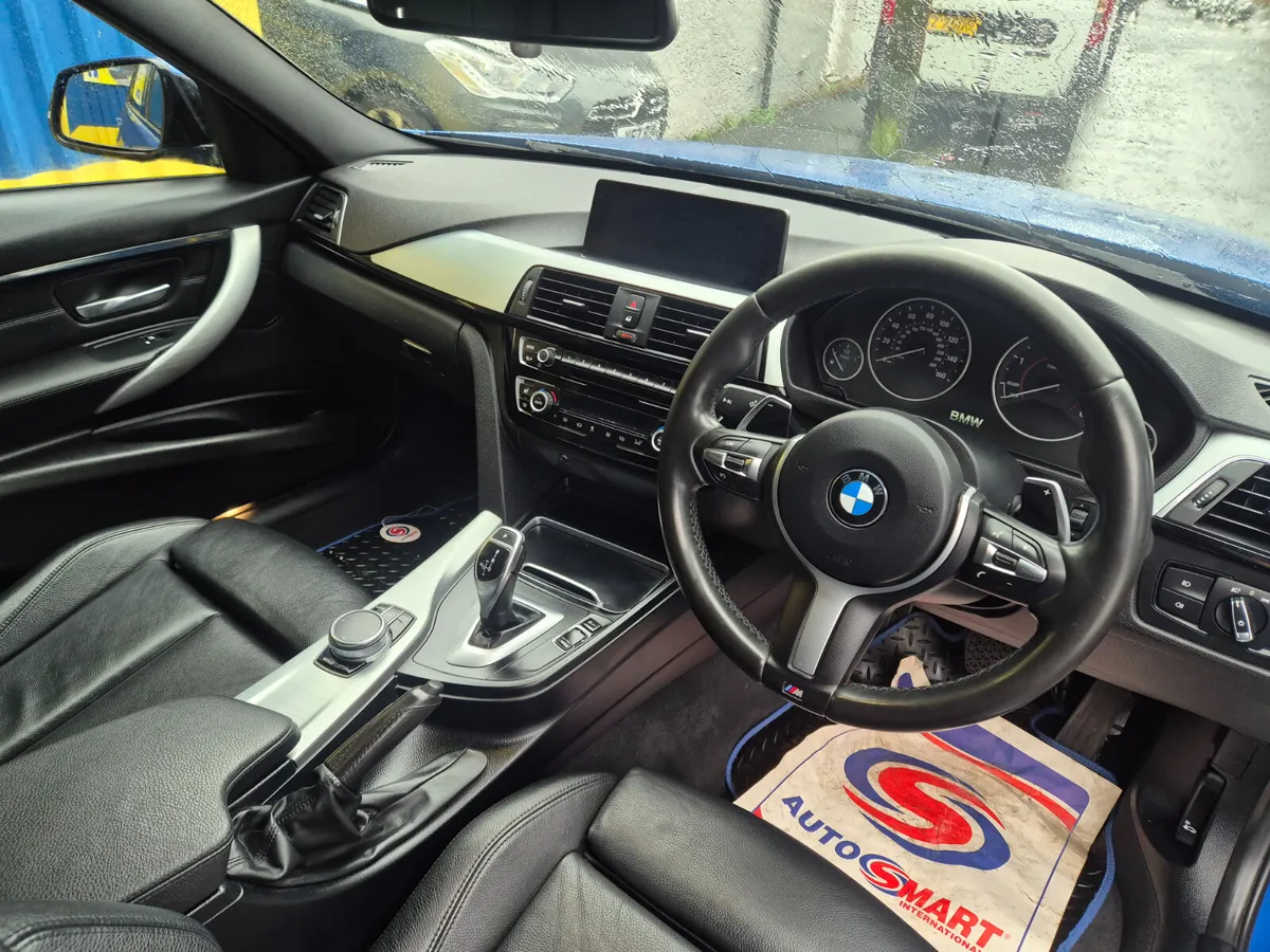BMW 3-Series 2017 - Image 2
