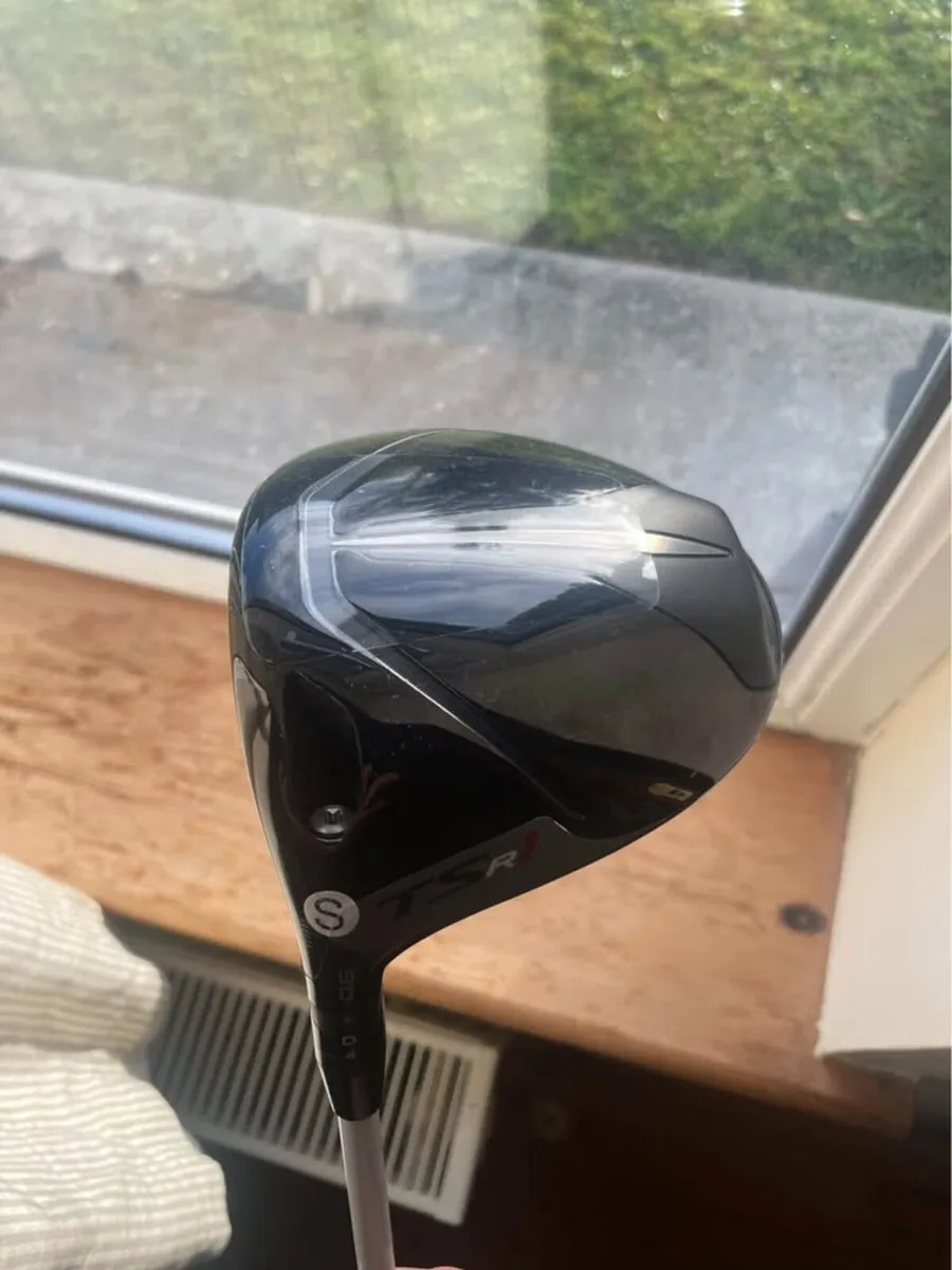 Titleist TSR1 Driver Flex S Left Hand - Image 2
