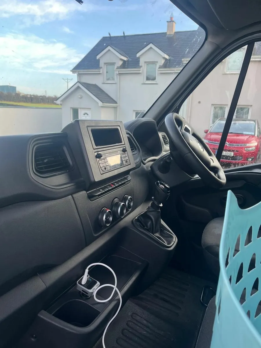 Renault Master 2020 - Image 2