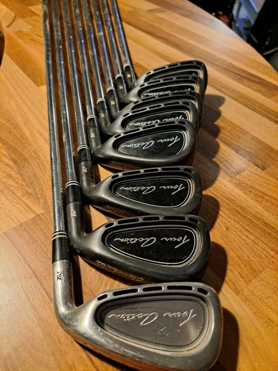 Cleveland Tour Action 7 Irons - Image 2