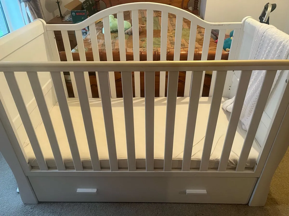 Mia Cot Bed - Image 2
