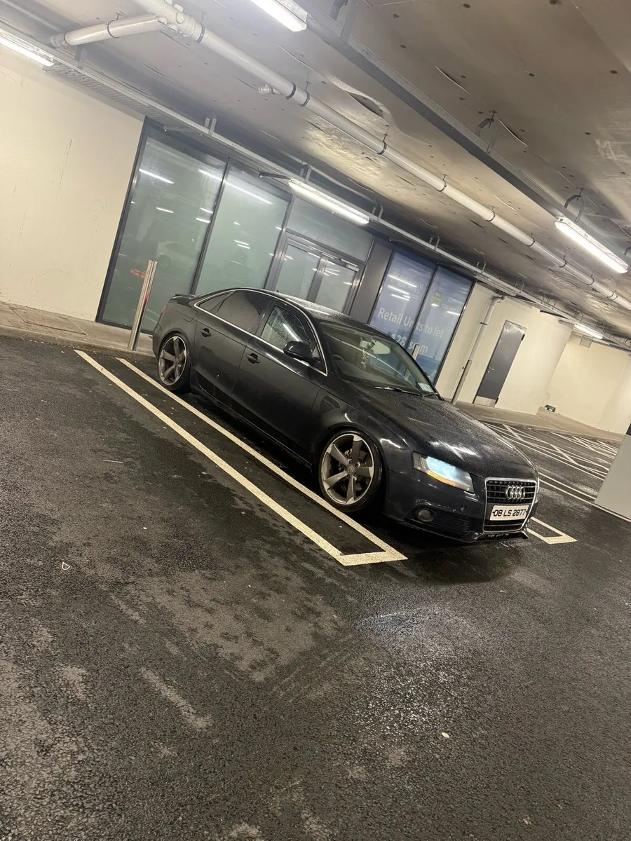 Audi A4 se - Image 2