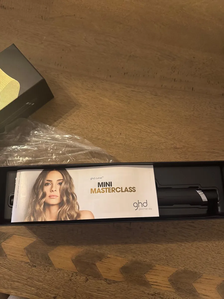 GHD- never used - Image 2