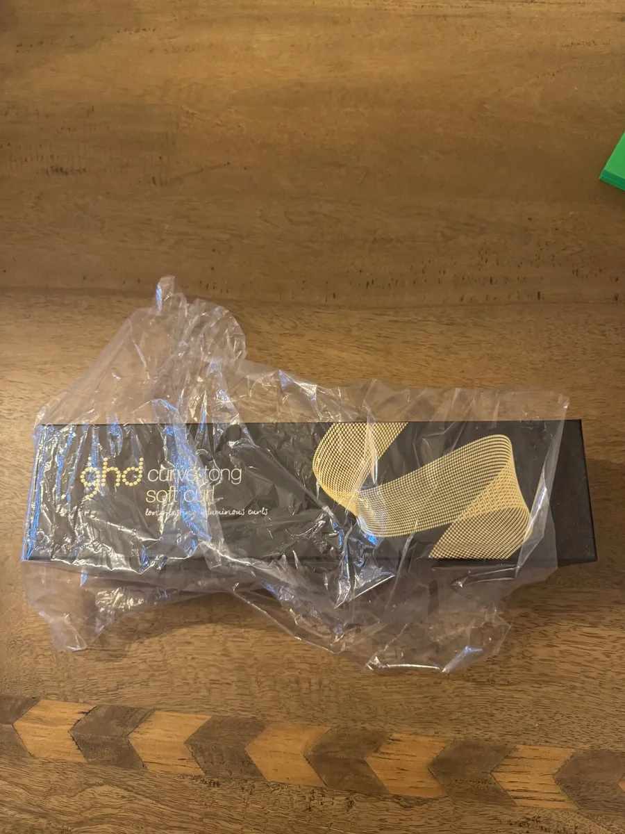 GHD- never used - Image 3
