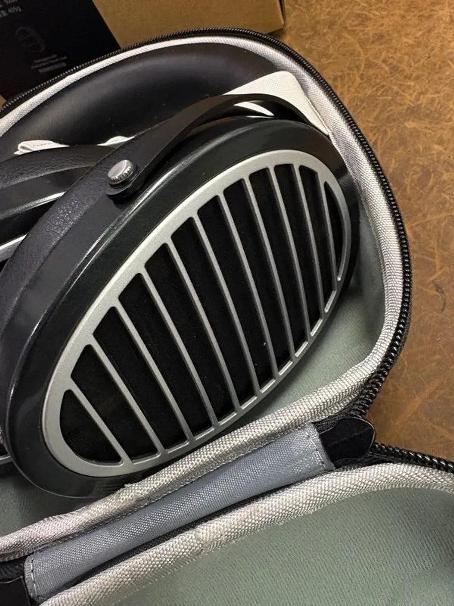 HIFIMan XS Planar Magnetic Headphones - Image 2