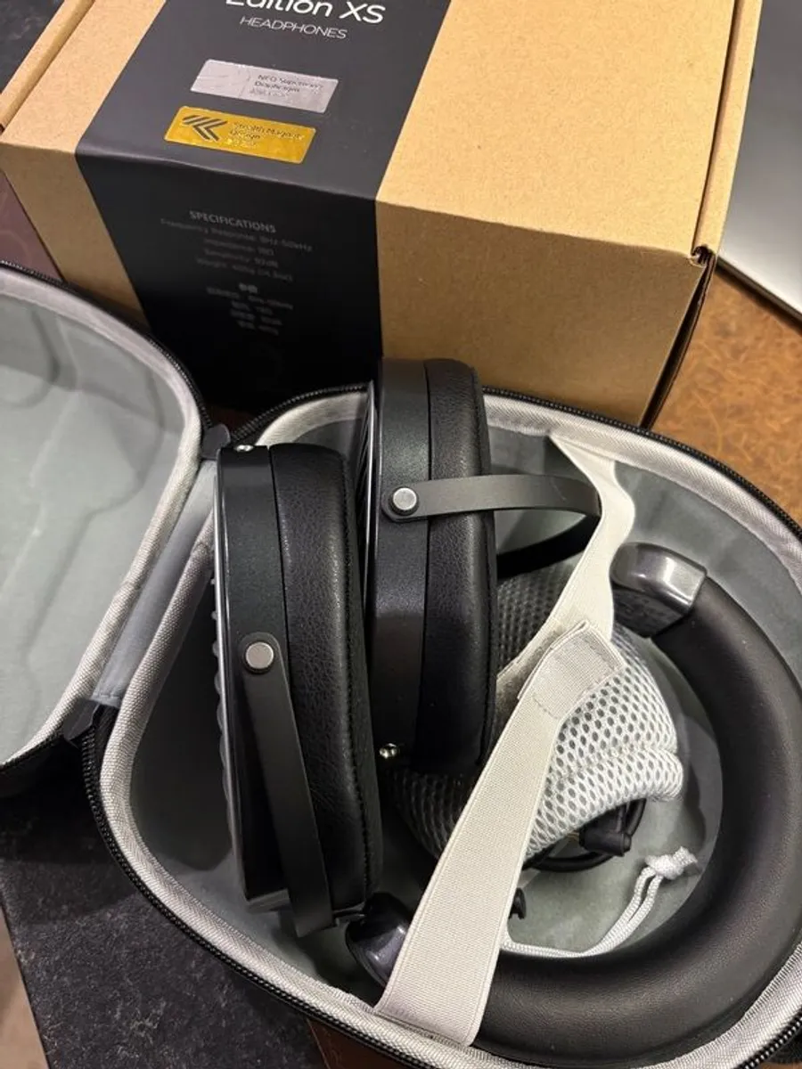 HIFIMan XS Planar Magnetic Headphones - Image 4