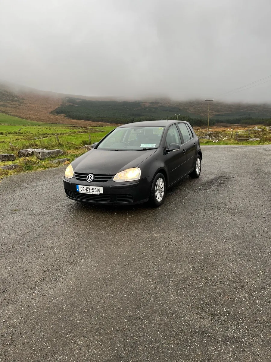 Volkswagen Golf 1.9 - Image 1