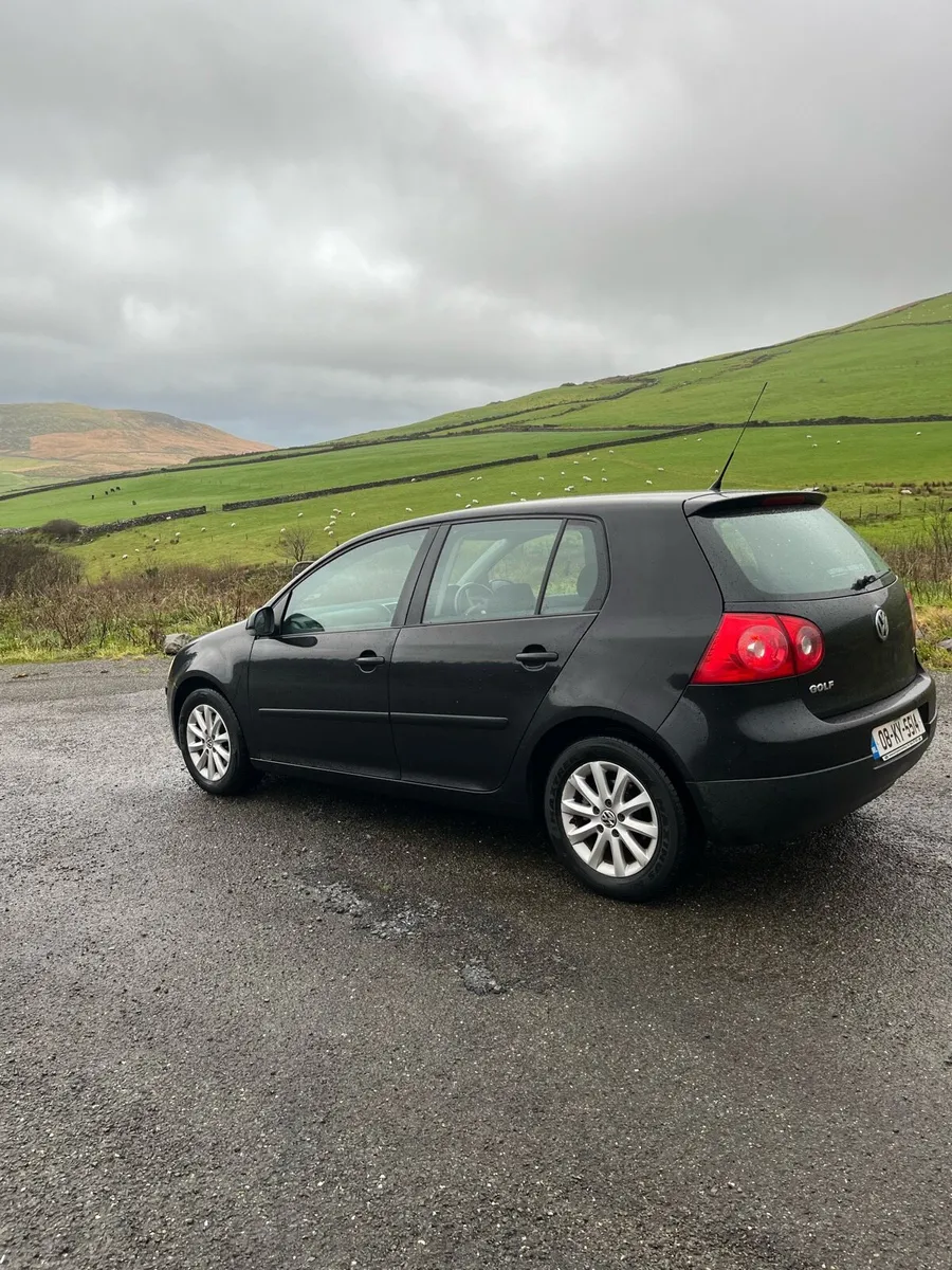 Volkswagen Golf 1.9 - Image 2