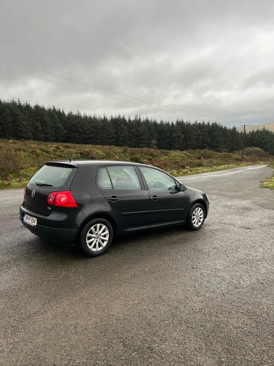 Volkswagen Golf 1.9 - Image 4