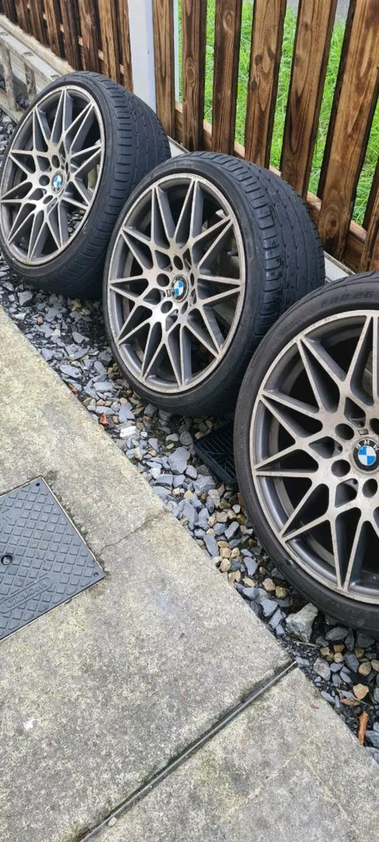 Alloys wheels + tyres - Image 1