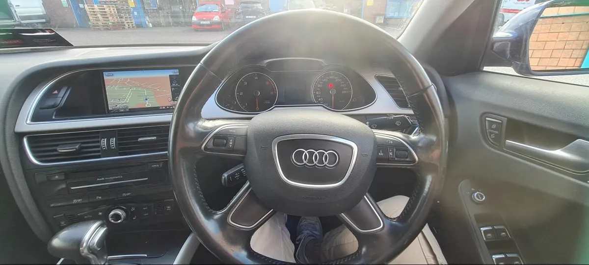 *AUDI A4 AUTOMATIC 152* - Image 3